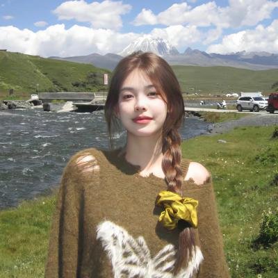 白莲花度假村第一季